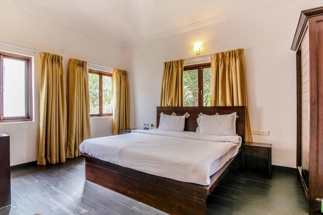 Pinto Rosario Square Resort Ucassaim Ngoại thất bức ảnh