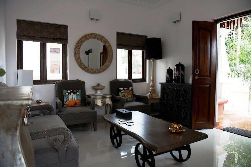 Pinto Rosario Square Resort Ucassaim Ngoại thất bức ảnh