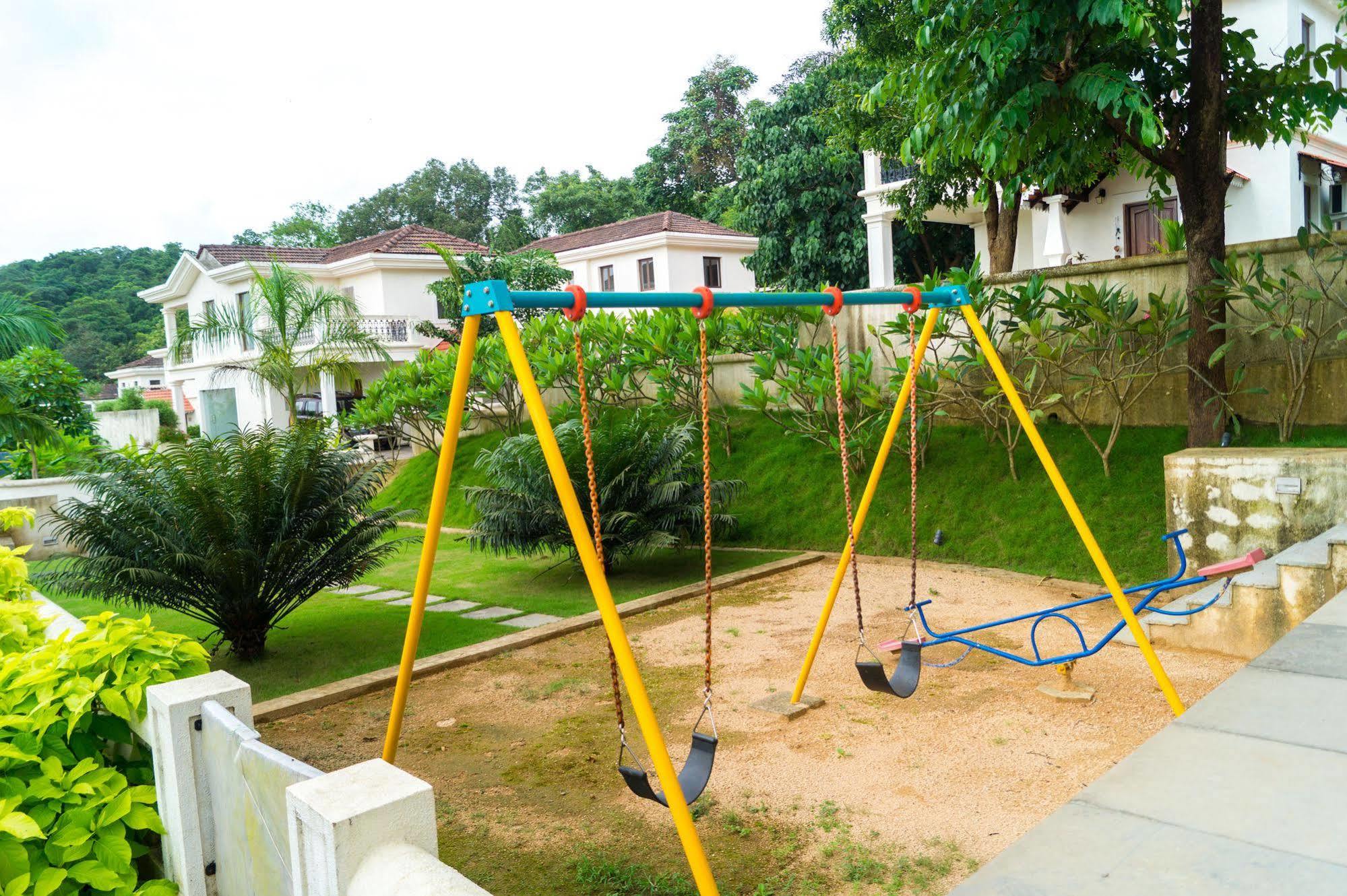 Pinto Rosario Square Resort Ucassaim Ngoại thất bức ảnh