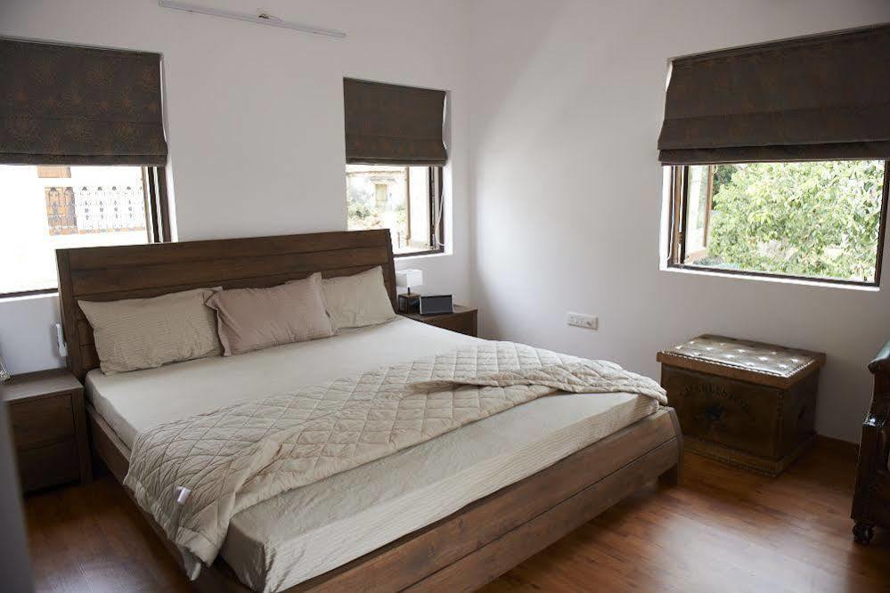 Pinto Rosario Square Resort Ucassaim Ngoại thất bức ảnh